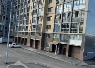 Продается 1-ком. квартира, 138 м2, Уфа, улица Октябрьской Революции, 62