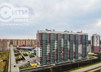 Продаю 3-ком. квартиру, 83 м2, Воронеж, Советский район, улица Полковника Богомолова, 7