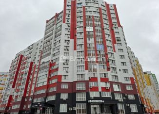 Продам 3-комнатную квартиру, 120 м2, село Засечное, Прибрежный бульвар, 1