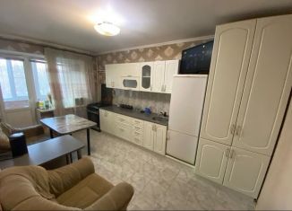 Продам 2-комнатную квартиру, 56 м2, Ростовская область, улица Добровольского, 13/1