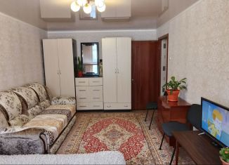 Сдается в аренду 2-ком. квартира, 58 м2, Теберда, улица Орджоникидзе, 11