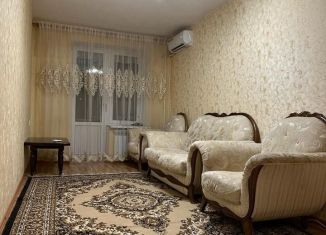 Аренда 3-комнатной квартиры, 65 м2, Махачкала, улица Джамалутдина Атаева, 4