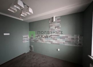 Продажа 2-ком. квартиры, 68 м2, Новороссийск, Южная улица, 27