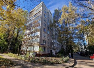 Трехкомнатная квартира на продажу, 60 м2, Москва, улица Академика Волгина, 17, ЮЗАО