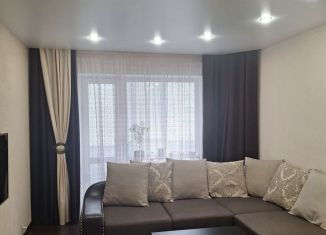 Продажа 2-комнатной квартиры, 53 м2, Омск, улица Рокоссовского, 10