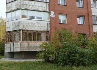 Продам 3-комнатную квартиру, 68.9 м2, Свердловская область, улица Корнилова, 13/2