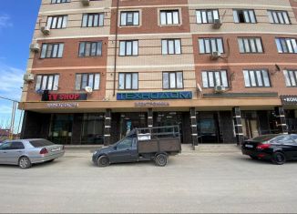 Продам торговую площадь, 300 м2, Махачкала, Ленинский район, Октябрьская улица, 115А