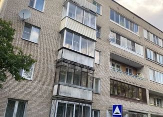 Продается 1-ком. квартира, 32.2 м2, Лобня, улица Чехова, 9