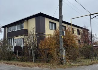 Продаю двухкомнатную квартиру, 44 м2, Курган, улица Анфиногенова, 172