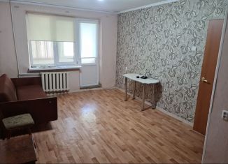 Сдам 1-ком. квартиру, 30 м2, Крымск, улица Свердлова, 136