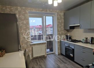 Продам 1-ком. квартиру, 34 м2, Калининградская область, улица Лукашова, 46