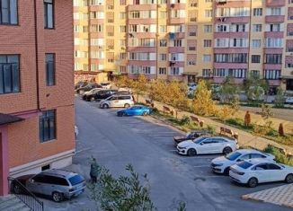 Сдаю 1-ком. квартиру, 40 м2, Дагестан, улица И.В. Сталина, 1