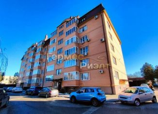 Продам 2-комнатную квартиру, 83 м2, Ессентуки, Октябрьская площадь, 31Г