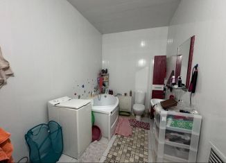 Продается трехкомнатная квартира, 90 м2, Валуйки, Западный переулок, 98