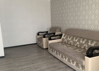 Сдается двухкомнатная квартира, 60 м2, Карачаево-Черкесия, Октябрьская улица, 303А