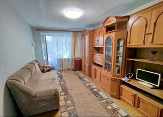 Сдается в аренду 2-ком. квартира, 45 м2, Батайск, улица Кулагина, 1А