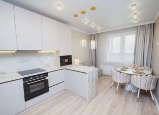 Продам 2-ком. квартиру, 55 м2, Казань, улица Вишневского, 61А