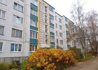 Продам 1-ком. квартиру, 35.3 м2, Ленинградская область, Железнодорожная улица, 1