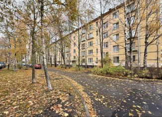 Продажа 4-комнатной квартиры, 49 м2, Колпино, улица Танкистов, 6