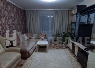 Продается 2-комнатная квартира, 50 м2, Крымск, улица Ворошилова, 4