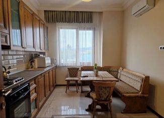 Продам 4-ком. квартиру, 75 м2, Нальчик, улица Чернышевского, 95, район Затишье