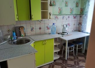 Продажа 2-ком. квартиры, 47 м2, Алапаевск, улица Ленина, 12