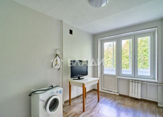 Продам 1-ком. квартиру, 35 м2, Москва, улица Пырьева, 9, метро Кутузовская