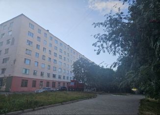 Сдается 2-комнатная квартира, 52.6 м2, Мурманская область, Комсомольская улица, 23