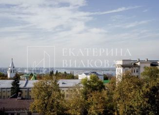 Продам четырехкомнатную квартиру, 180 м2, Нижегородская область, улица Минина, 1А