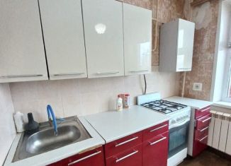 Сдаю в аренду 1-ком. квартиру, 33 м2, Воскресенск, Центральная улица, 24