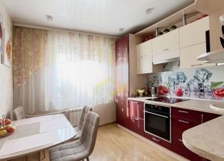 Продажа четырехкомнатной квартиры, 77 м2, Новокузнецк, улица Тольятти, 29