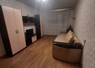 2-ком. квартира в аренду, 47 м2, Азов, улица Ленина, 30