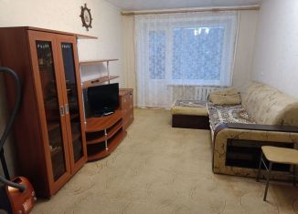 Сдам 2-ком. квартиру, 42 м2, Полевской, микрорайон Ялунина, 12