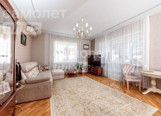 Продам 3-ком. квартиру, 84 м2, Геленджик, Новороссийская улица, 62