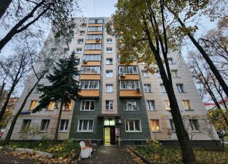 Продаю 2-ком. квартиру, 37.4 м2, Москва, Черноморский бульвар, 23к1, метро Севастопольская