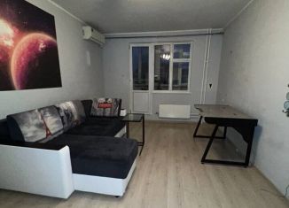 Сдаю 1-ком. квартиру, 40 м2, Москва, Черноморский бульвар, 10к2, Нагорный район