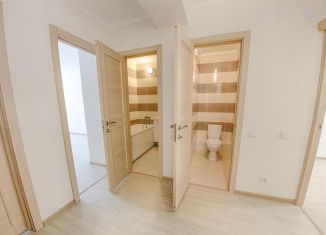 Продажа трехкомнатной квартиры, 75 м2, Калуга, улица Петра Тарасова, 14, Ленинский округ