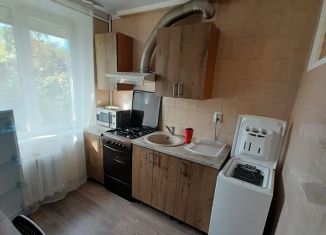 Сдаю в аренду 1-комнатную квартиру, 30 м2, Сочи, улица Ленина, 218, микрорайон Голубые Дали