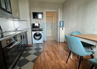 Продается 2-ком. квартира, 64 м2, Подольск, Школьная улица, 35А