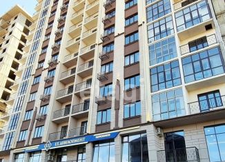 Продам 2-ком. квартиру, 74.2 м2, Махачкала, улица Ахмата-Хаджи Кадырова, 126