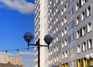 Продам 4-комнатную квартиру, 92.1 м2, Красноярский край, улица Лесников, 41Б