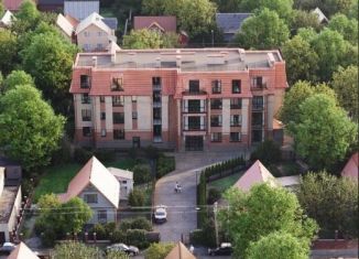 Продажа двухкомнатной квартиры, 78.5 м2, Калининградская область, улица Ватутина, 38А