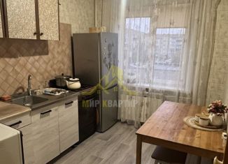 Продажа 3-ком. квартиры, 62 м2, Орск, улица Попова, 5А