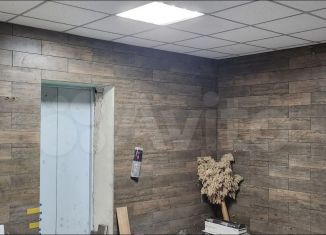 Продаю помещение свободного назначения, 14.2 м2, Евпатория, улица Фрунзе, 20