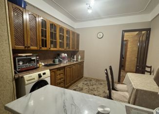 Продаю 3-комнатную квартиру, 70 м2, Махачкала, улица Габитова, 4, Ленинский район