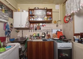 Продаю 1-комнатную квартиру, 32 м2, Волгоград, улица Тулака, 10