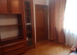 3-комнатная квартира в аренду, 51 м2, Дмитров, микрорайон имени А.М. Маркова, 12