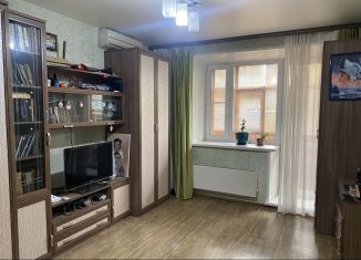 Продается 1-комнатная квартира, 37 м2, Белоозёрский, Юбилейная улица, 1