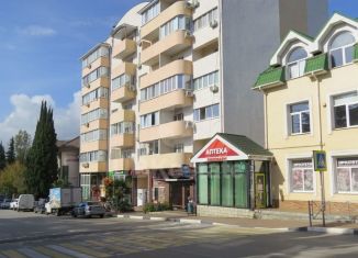 Продается 2-комнатная квартира, 60.8 м2, Алушта, Красноармейская улица, 15А