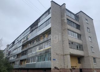 Продажа двухкомнатной квартиры, 47.5 м2, Кимры, улица Желябова, 1